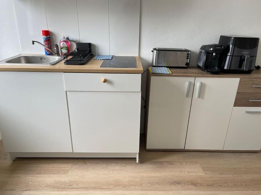 Duesseldorf Messe And Airport, 2-bedroom With Kitchen And Garden * Duisburg