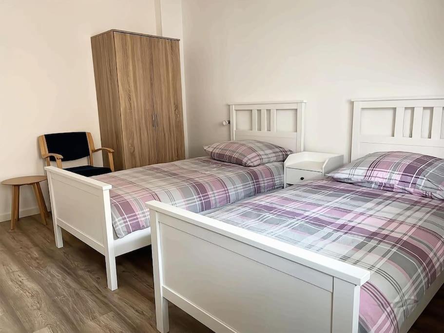 Duesseldorf Messe And Airport, 2-bedroom With Kitchen And Garden Apartment